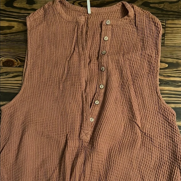 Rust Sleeveless Button-Front Jumpsuit - Picture 2 of 2